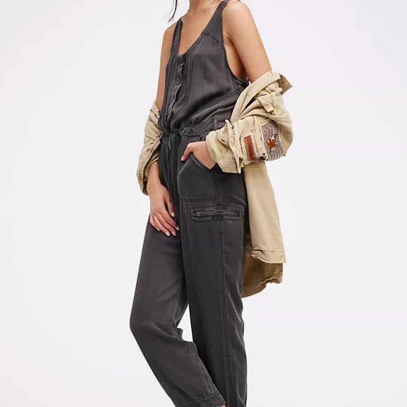 Free People Pants - Free People Roaring Rayon Utilitarian Jumpsuit 6 Orig $148 Grey